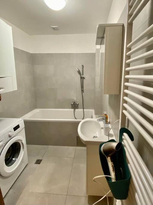 Spacious 2Br Apartment 6Min From Prague Castle! Exterior foto
